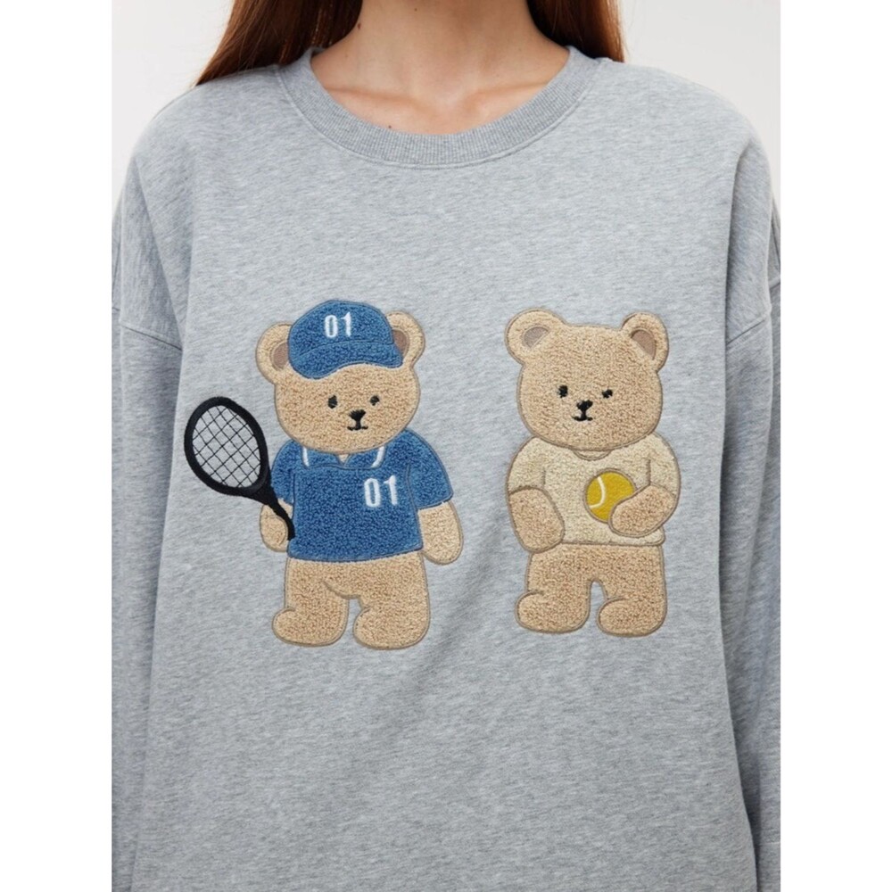NWT Venque x Takahashi Amoo Tennis Bear Sweatshirt size Medium Unisex Relaxed